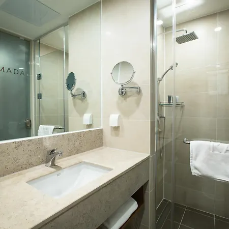 Ramada By Wyndham Jeonju Hotel Exterior photo